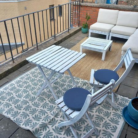 Apartament Gezellig Centraal Gelegen Penthouse Oostende Zewnętrze zdjęcie